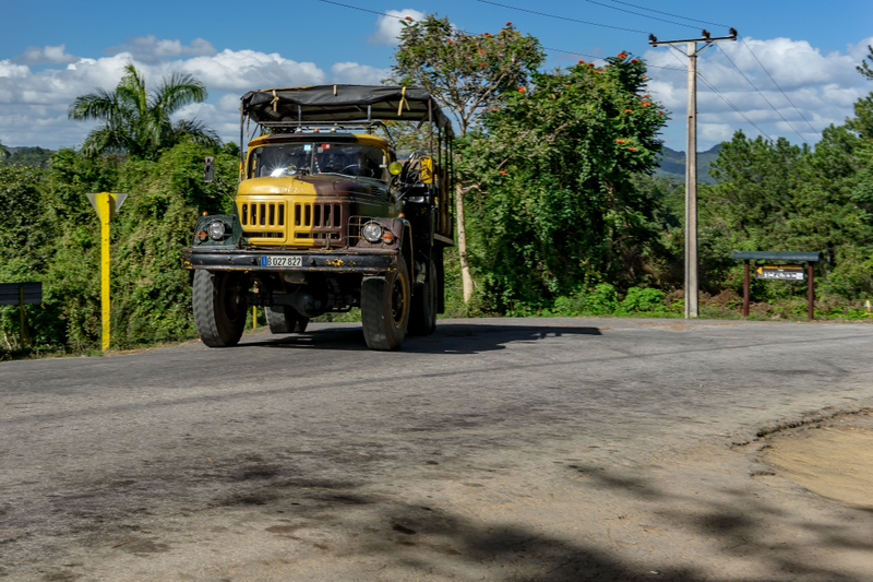 Illustration for article titled Here's What Cuba's Car Scene Looks Like In 2017